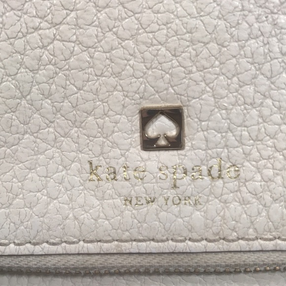 Kate Spade Bag Southport Avenue Maria Magnolia Pebbled Leather Crossbody Handbag - Picture 5 of 11